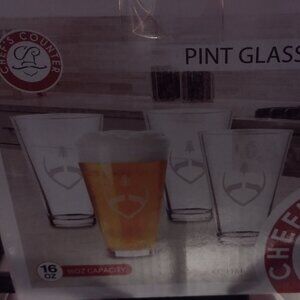 New set of 4 pint glasses